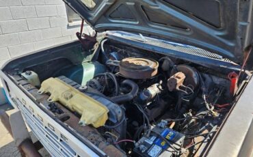 Dodge-D150-1977-Black-2