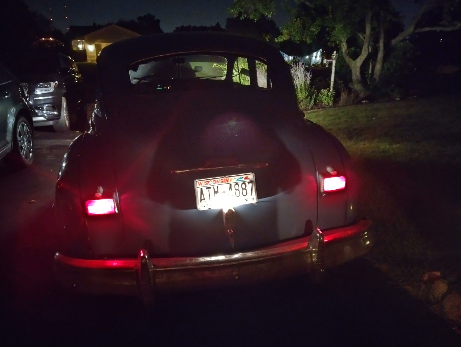 Dodge-D24-Fluid-Drive-1946-Sedan-18