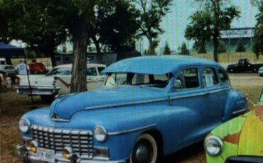 Dodge-D24-Fluid-Drive-1946-Sedan-19
