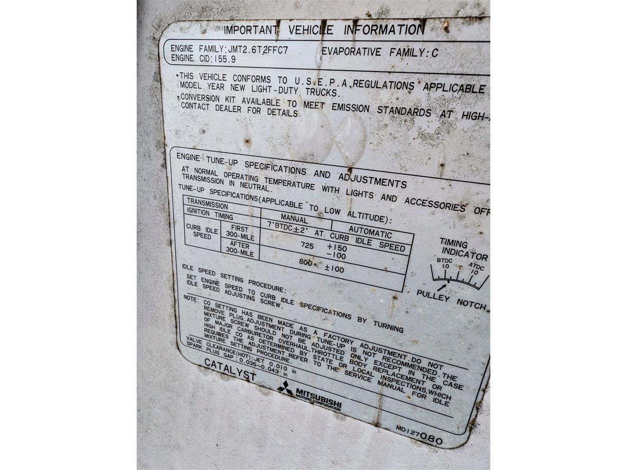 Dodge-D50-1988-White-Tan-1