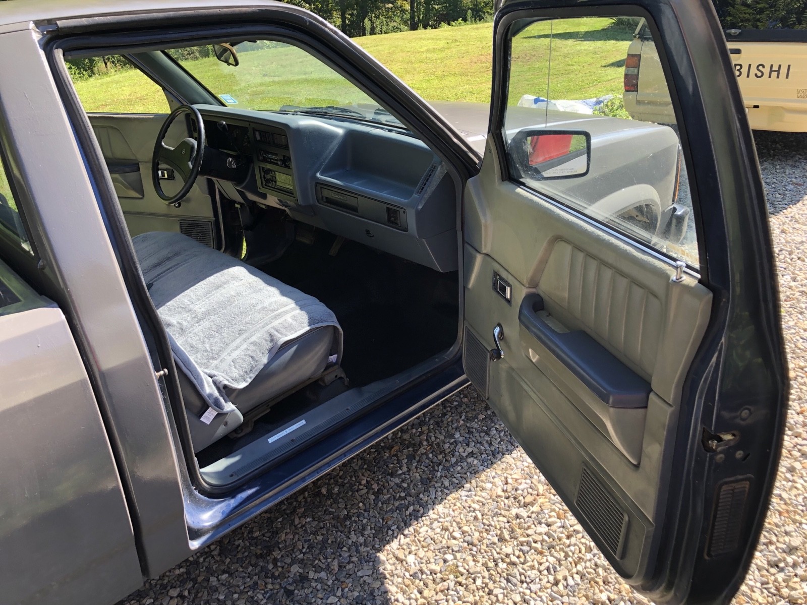 Dodge-Dakota-1989-17