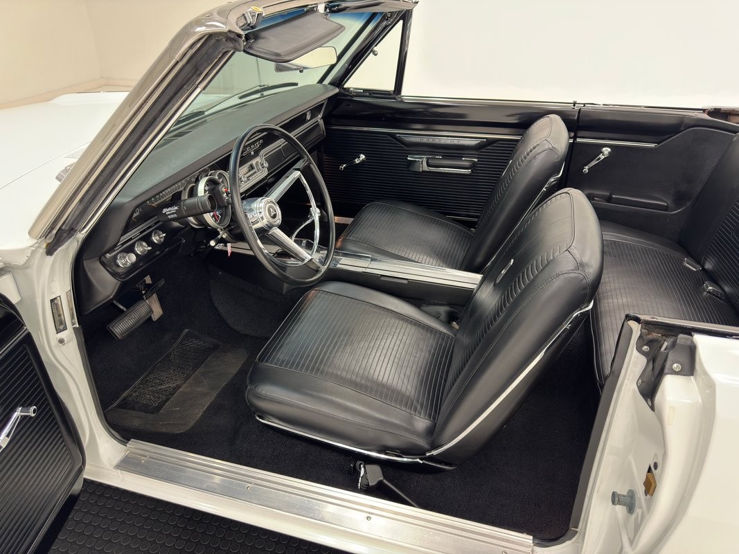 Dodge-Dart-1967-Convertible-33