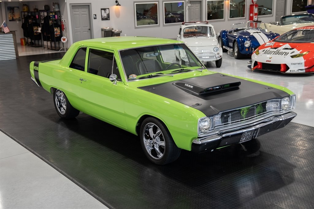 Dodge-Dart-1967-Sedan-13