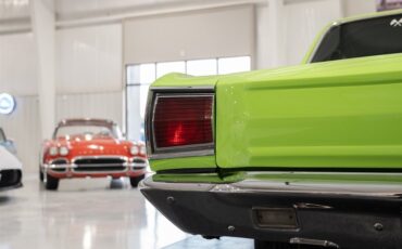 Dodge-Dart-1967-Sedan-31