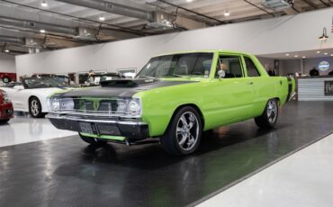 Dodge-Dart-1967-Sedan