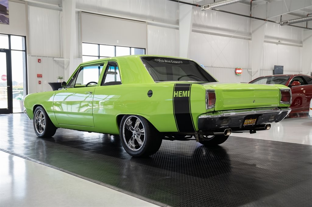 Dodge-Dart-1967-Sedan-4
