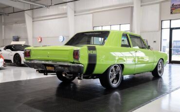 Dodge-Dart-1967-Sedan-8