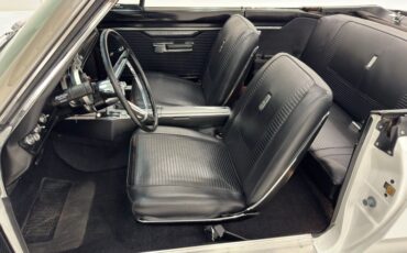 Dodge-Dart-1967-White-Black-2