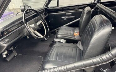 Dodge-Dart-1968-Plum-Crazy-black-11