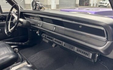 Dodge-Dart-1968-Plum-Crazy-black-14