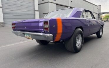 Dodge-Dart-1968-Plum-Crazy-black-26
