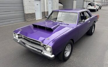 Dodge-Dart-1968-Plum-Crazy-black-4