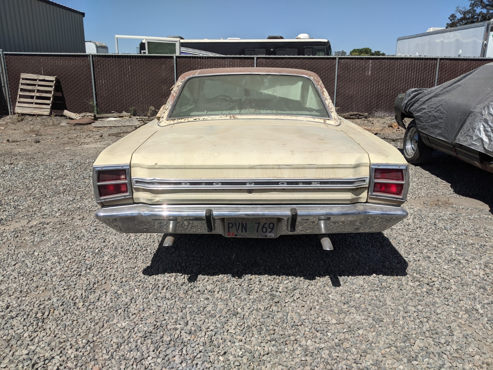 Dodge-Dart-1969-2dr-Sedan-3