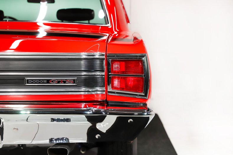 Dodge-Dart-1969-R4-Red-Black-48