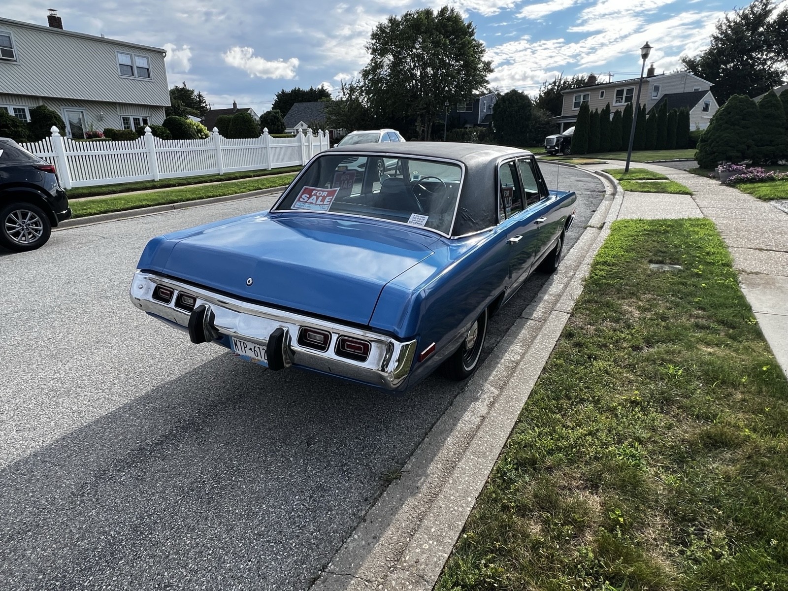Dodge-Dart-1973-Sedan-8