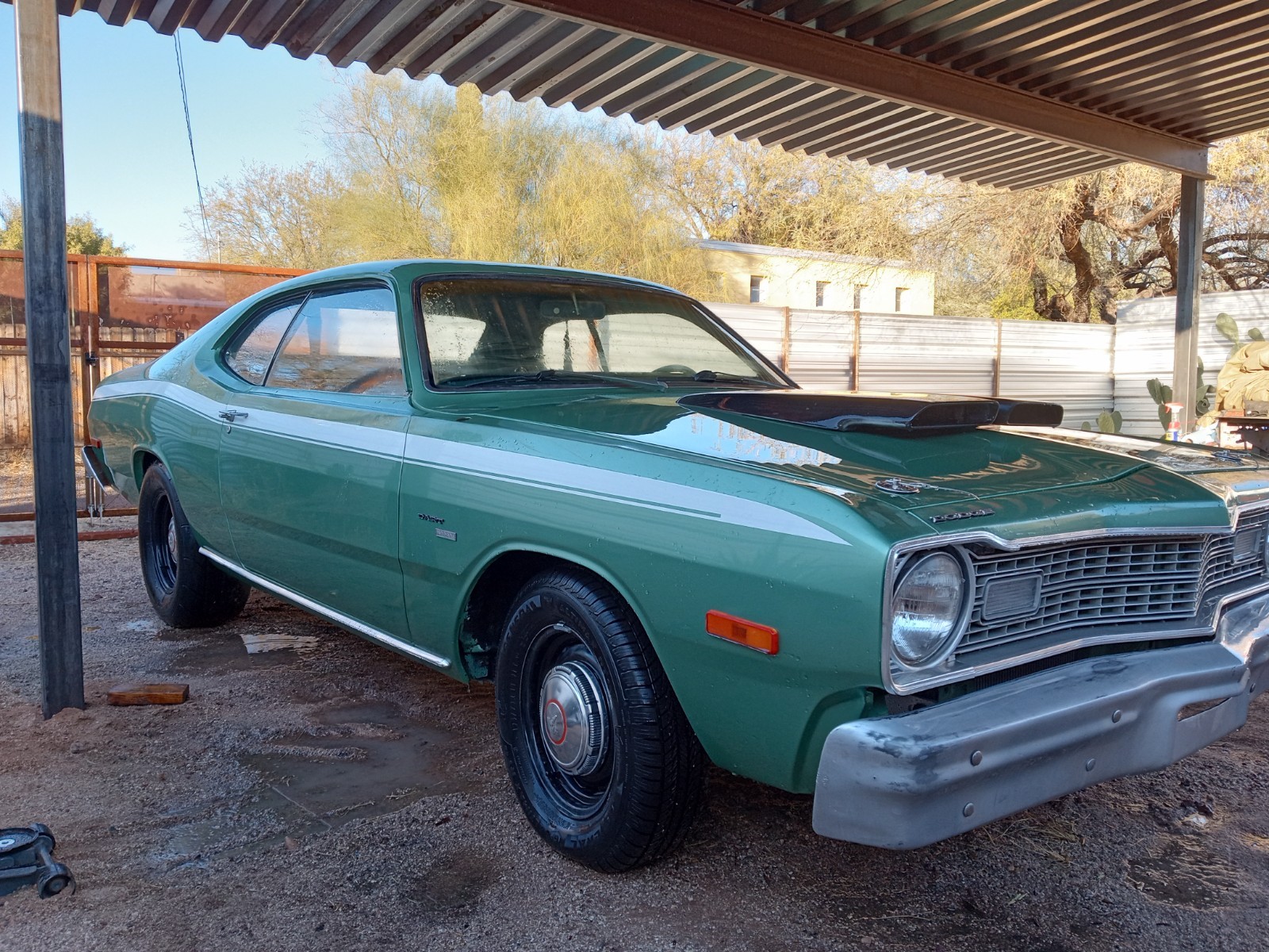 Dodge-Dart-1974-Coupe