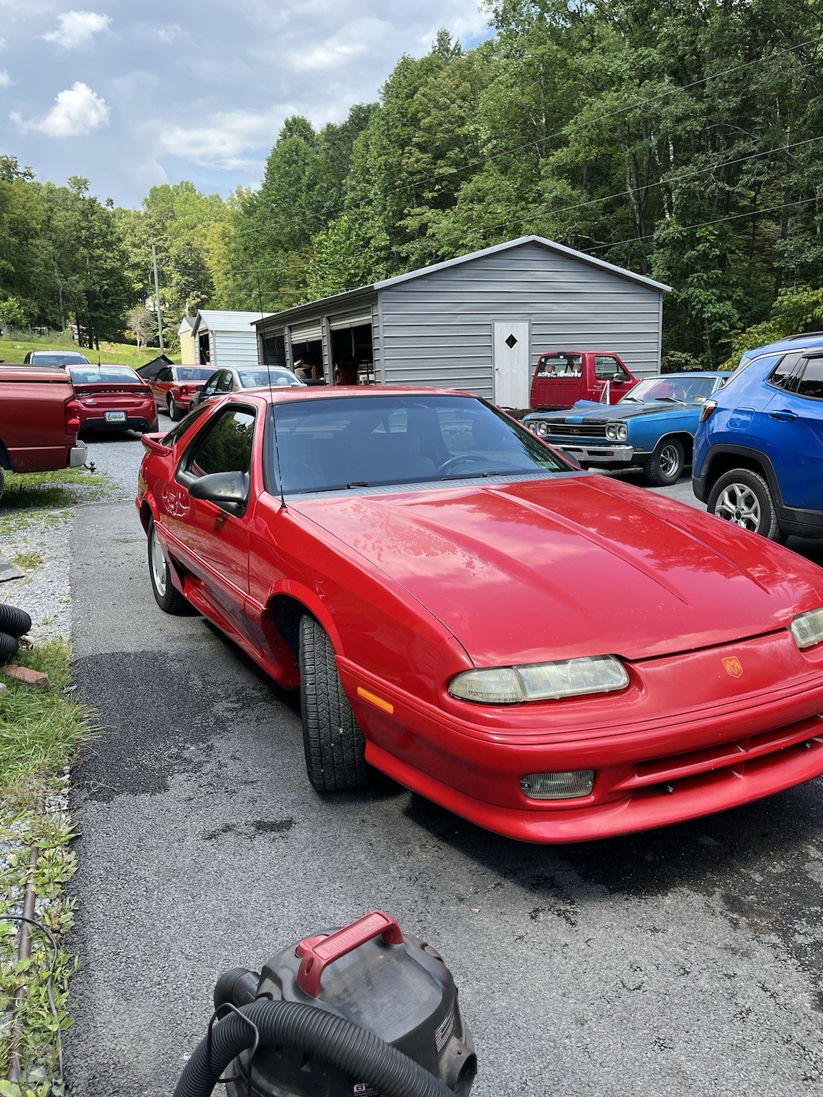 Dodge-Daytona-1993-Hatchback-1