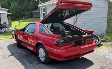 Dodge-Daytona-1993-Hatchback-5