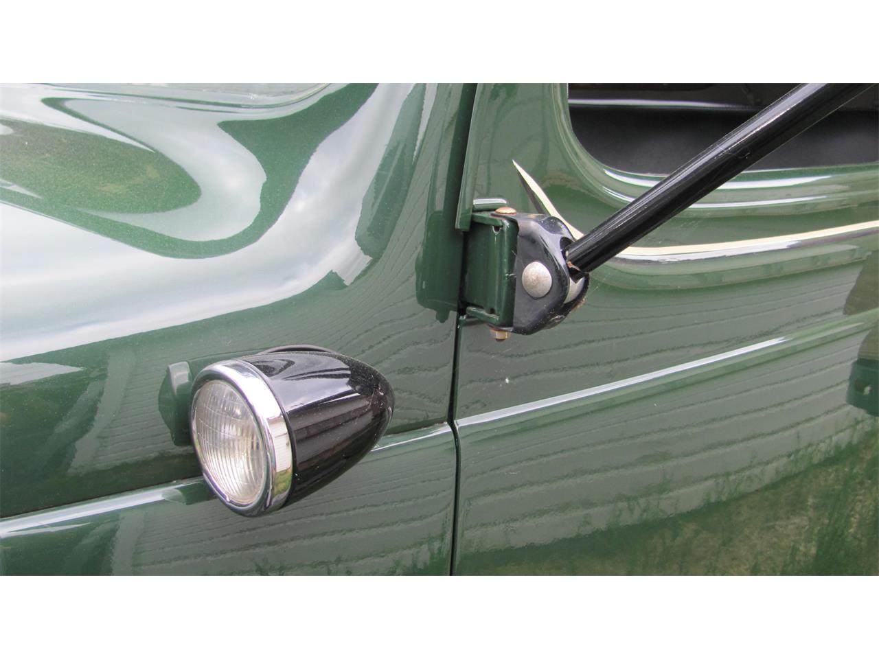 Dodge-Dump-truck-1947-green-and-black-black-and-brown-18