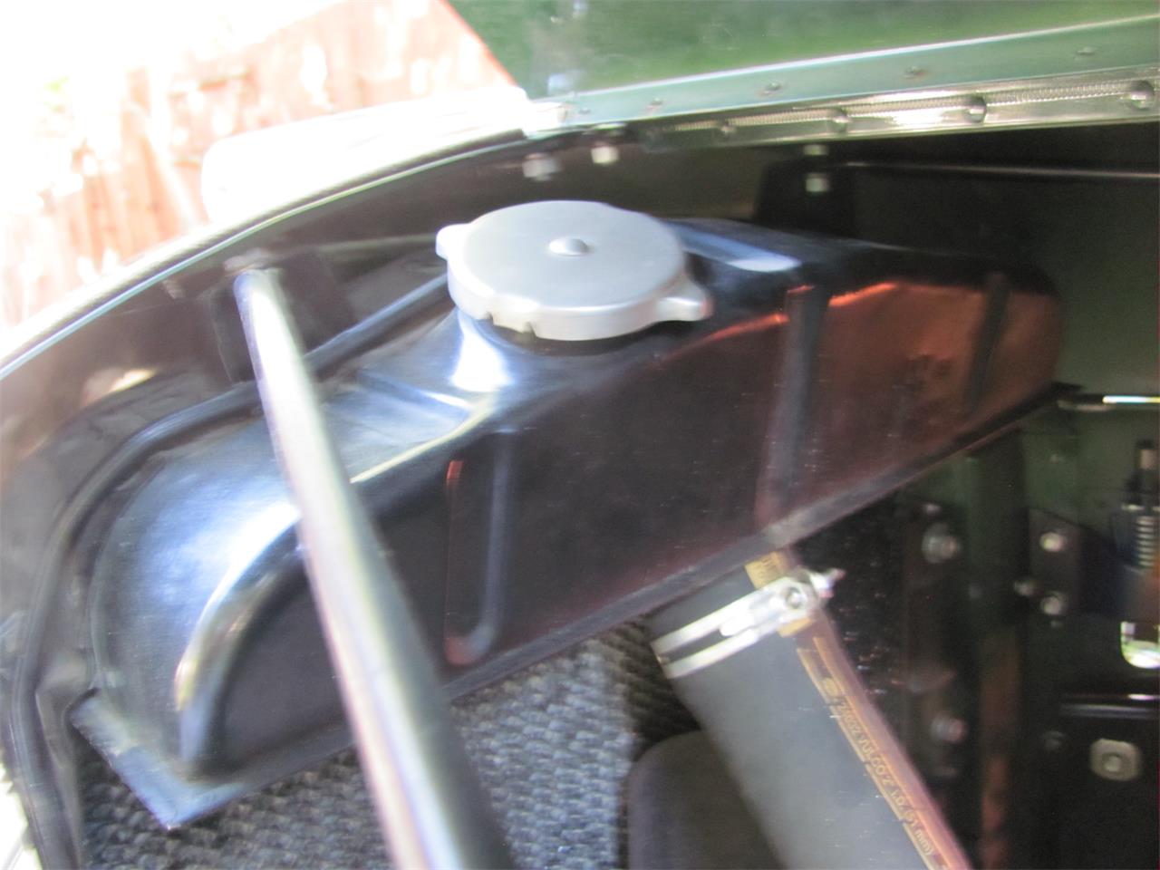 Dodge-Dump-truck-1947-green-and-black-black-and-brown-19