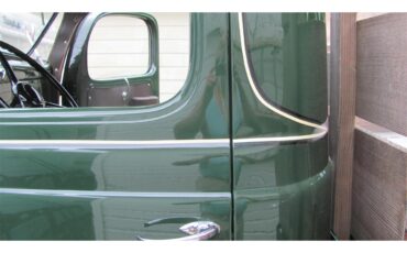 Dodge-Dump-truck-1947-green-and-black-black-and-brown-30