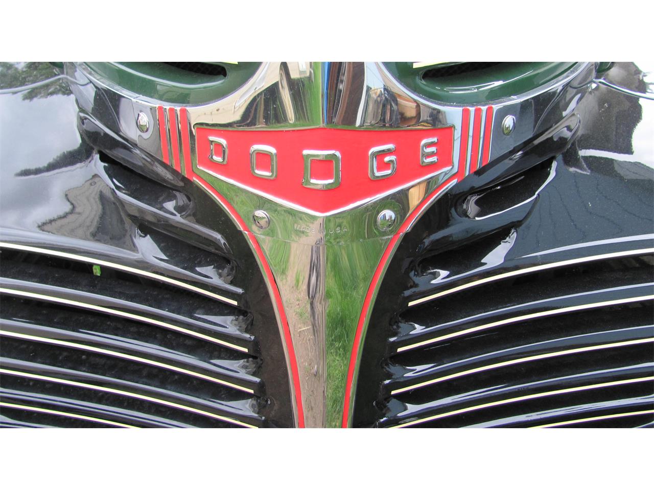 Dodge-Dump-truck-1947-green-and-black-black-and-brown-79