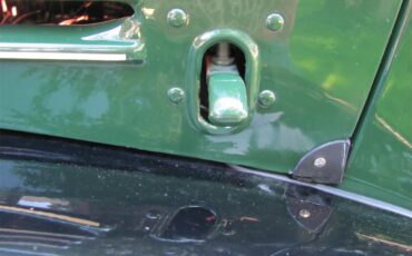 Dodge-Dump-truck-1947-green-and-black-black-and-brown-9
