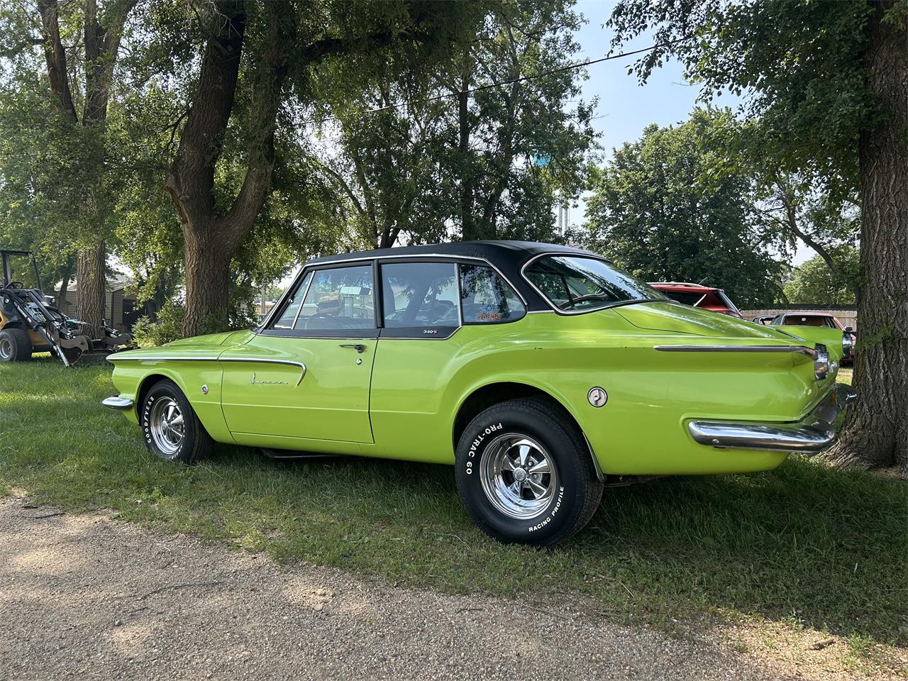 Dodge-Lancer-1961-Lime-Green-Black-2