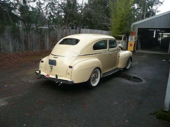 Dodge-Other-1940-Yellow-Beige-2