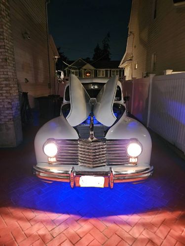 Dodge-Other-1942-Pearl-White-1