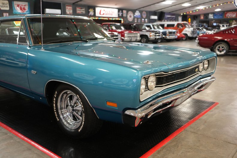Dodge-Other-1969-Bright-Blue-Metallic-Black-1