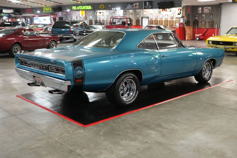 Dodge-Other-1969-Bright-Blue-Metallic-Black-12
