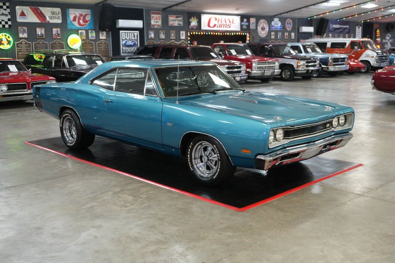 Dodge-Other-1969-Bright-Blue-Metallic-Black-14