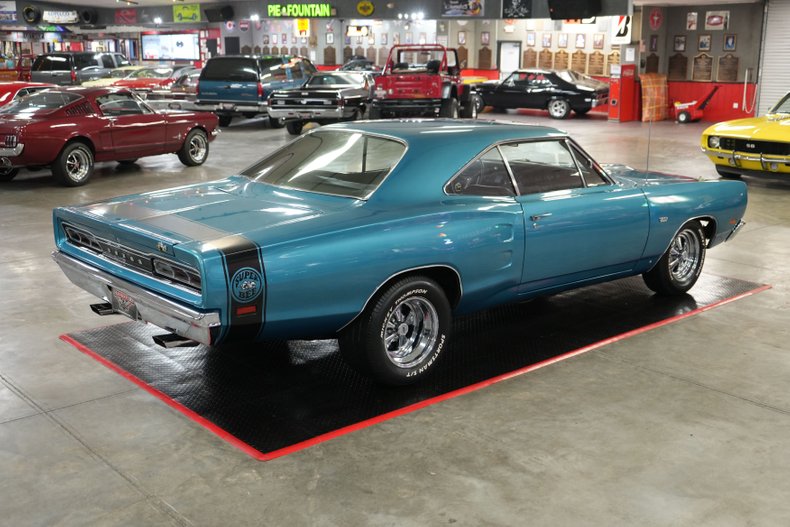 Dodge-Other-1969-Bright-Blue-Metallic-Black-17