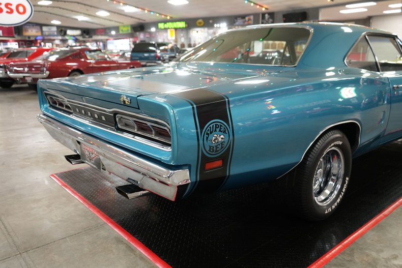 Dodge-Other-1969-Bright-Blue-Metallic-Black-3
