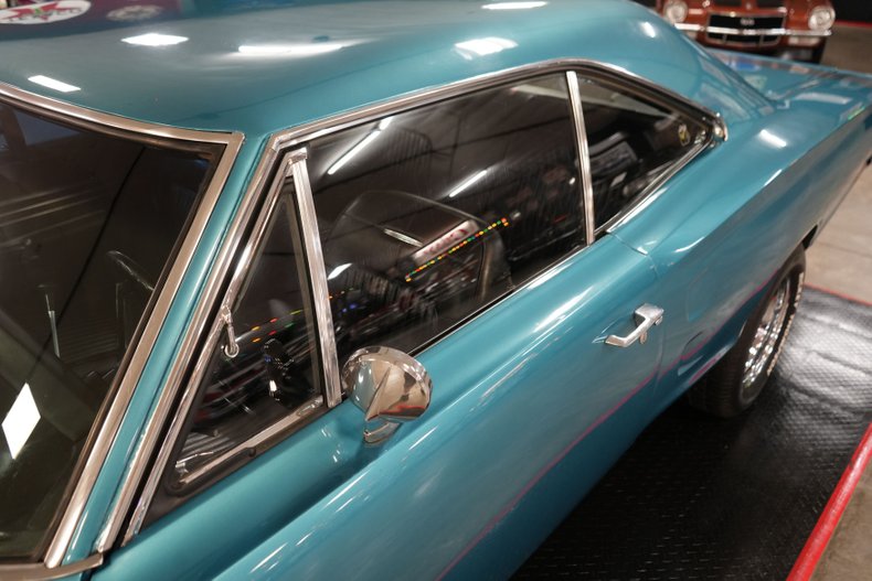 Dodge-Other-1969-Bright-Blue-Metallic-Black-35