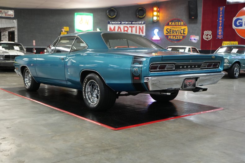 Dodge-Other-1969-Bright-Blue-Metallic-Black-48