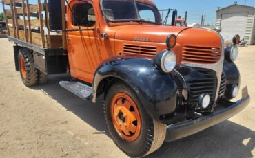Dodge-Other-Pickups-1946-Commercial-Vehicle