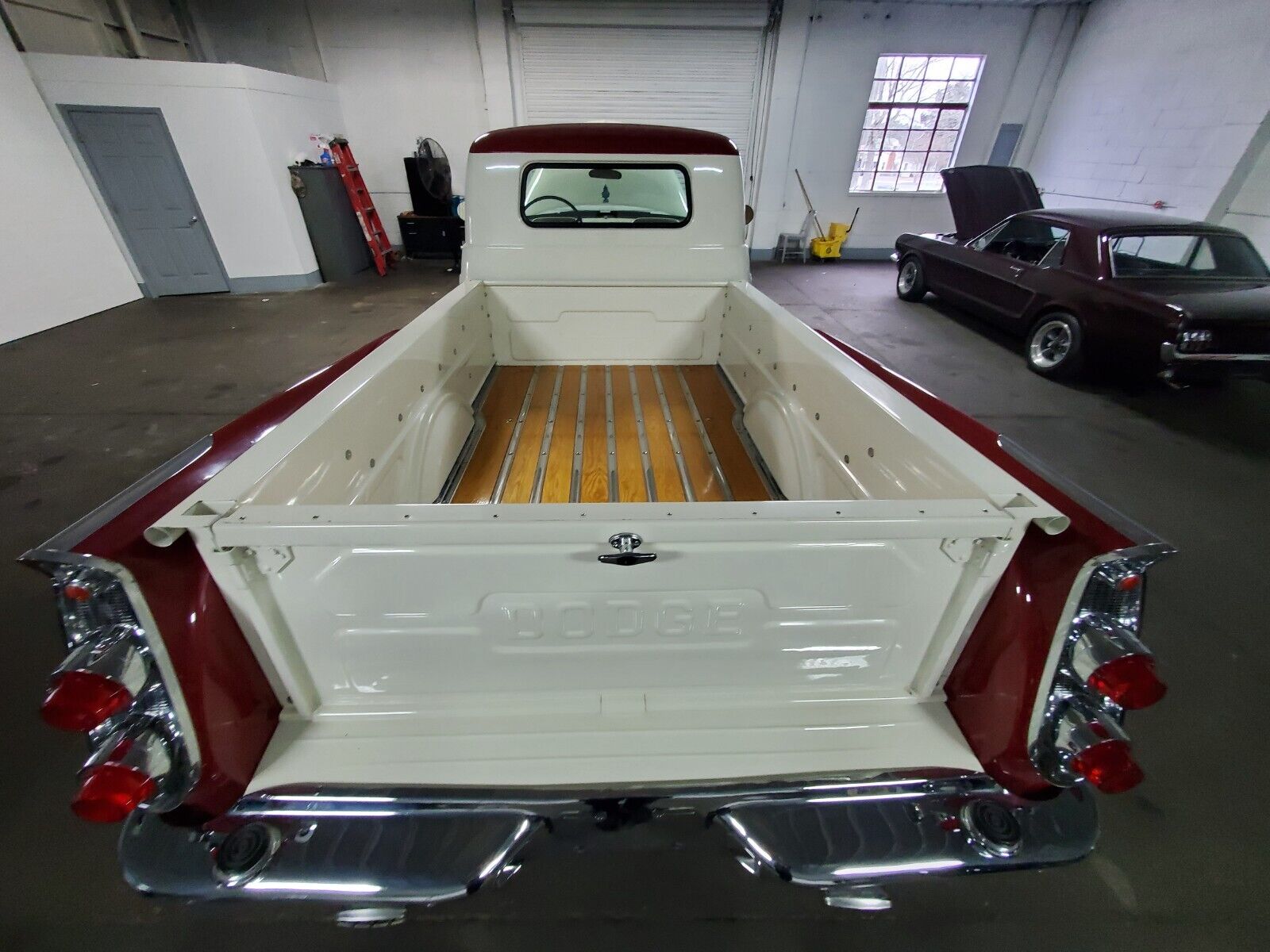 Dodge-Other-Pickups-1957-Standard-Cab-Pickup-3