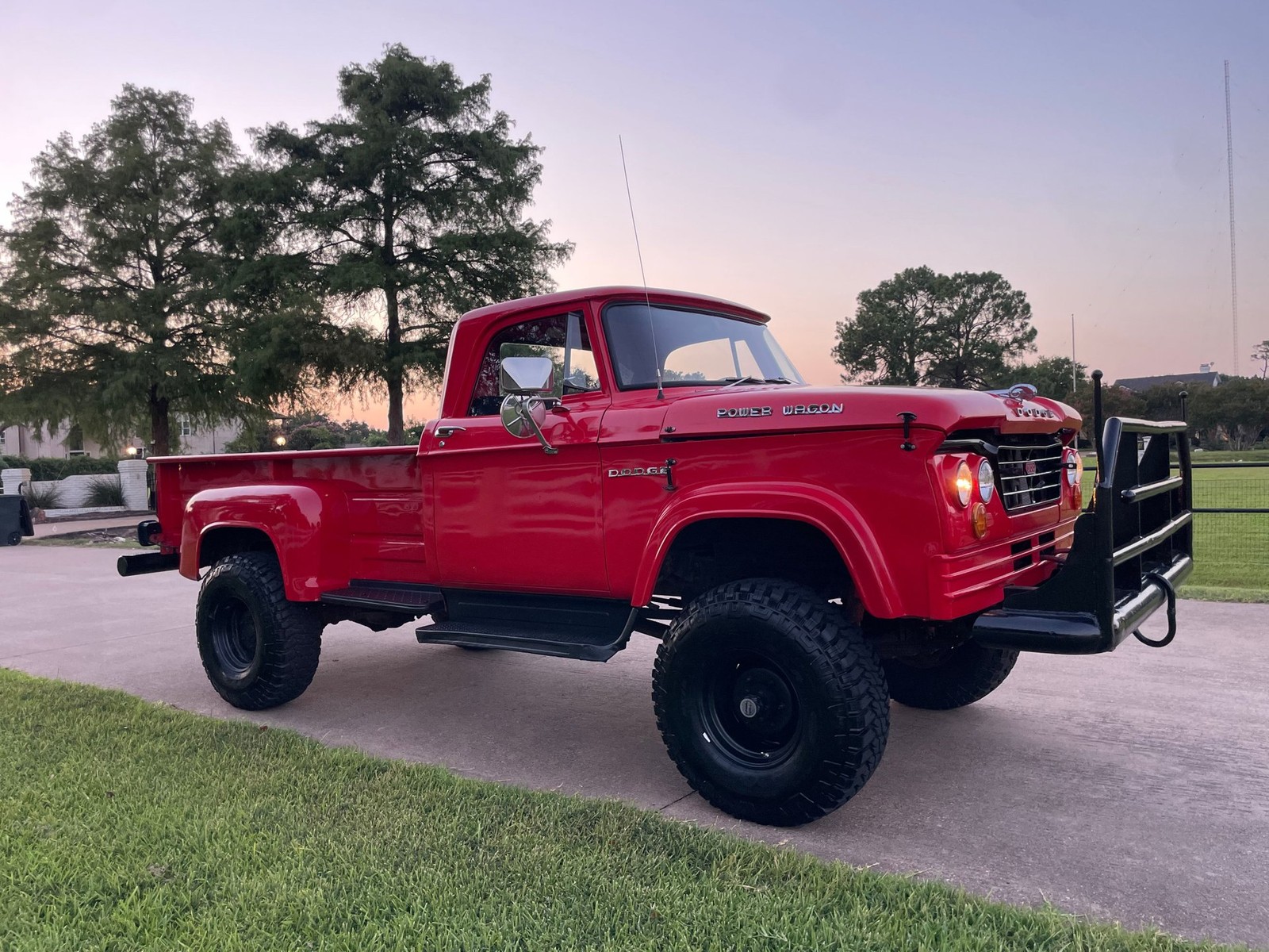 Dodge-Other-Pickups-1963-2