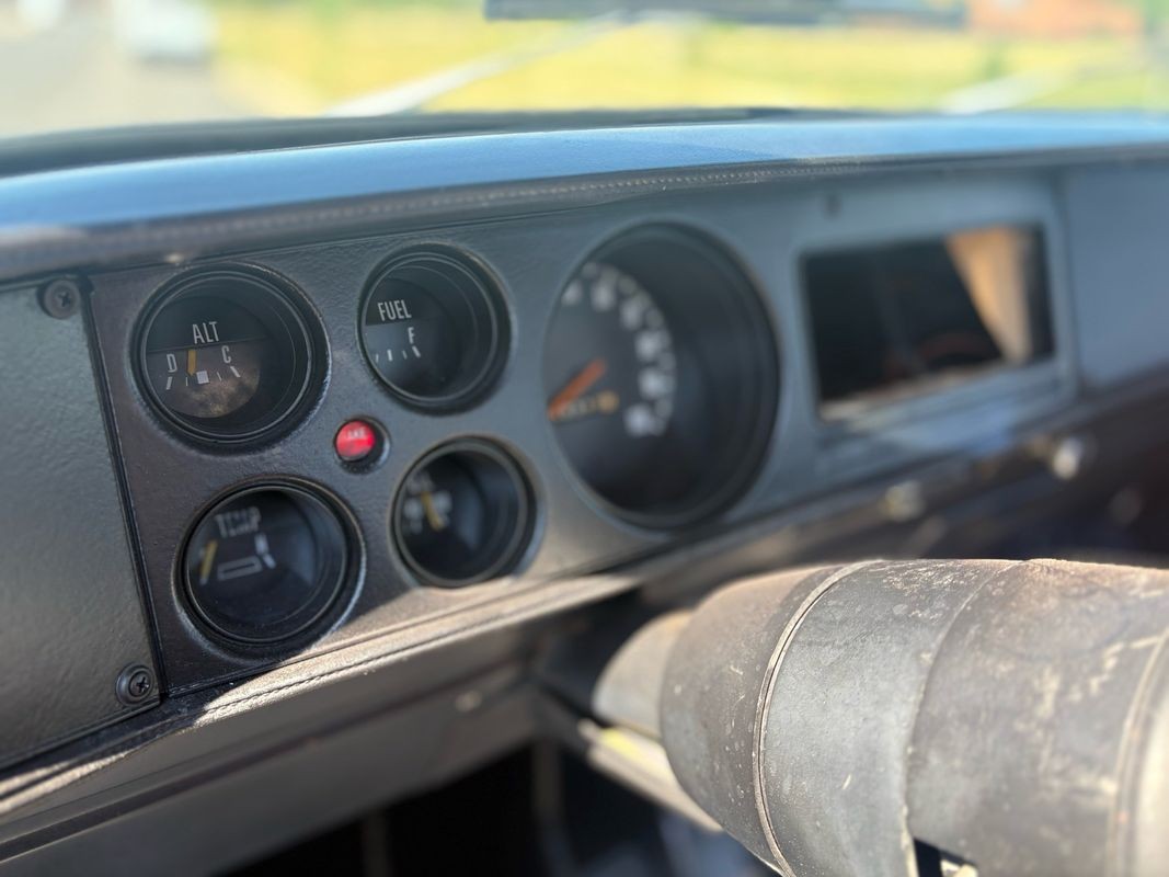 Dodge-Other-Pickups-1976-39