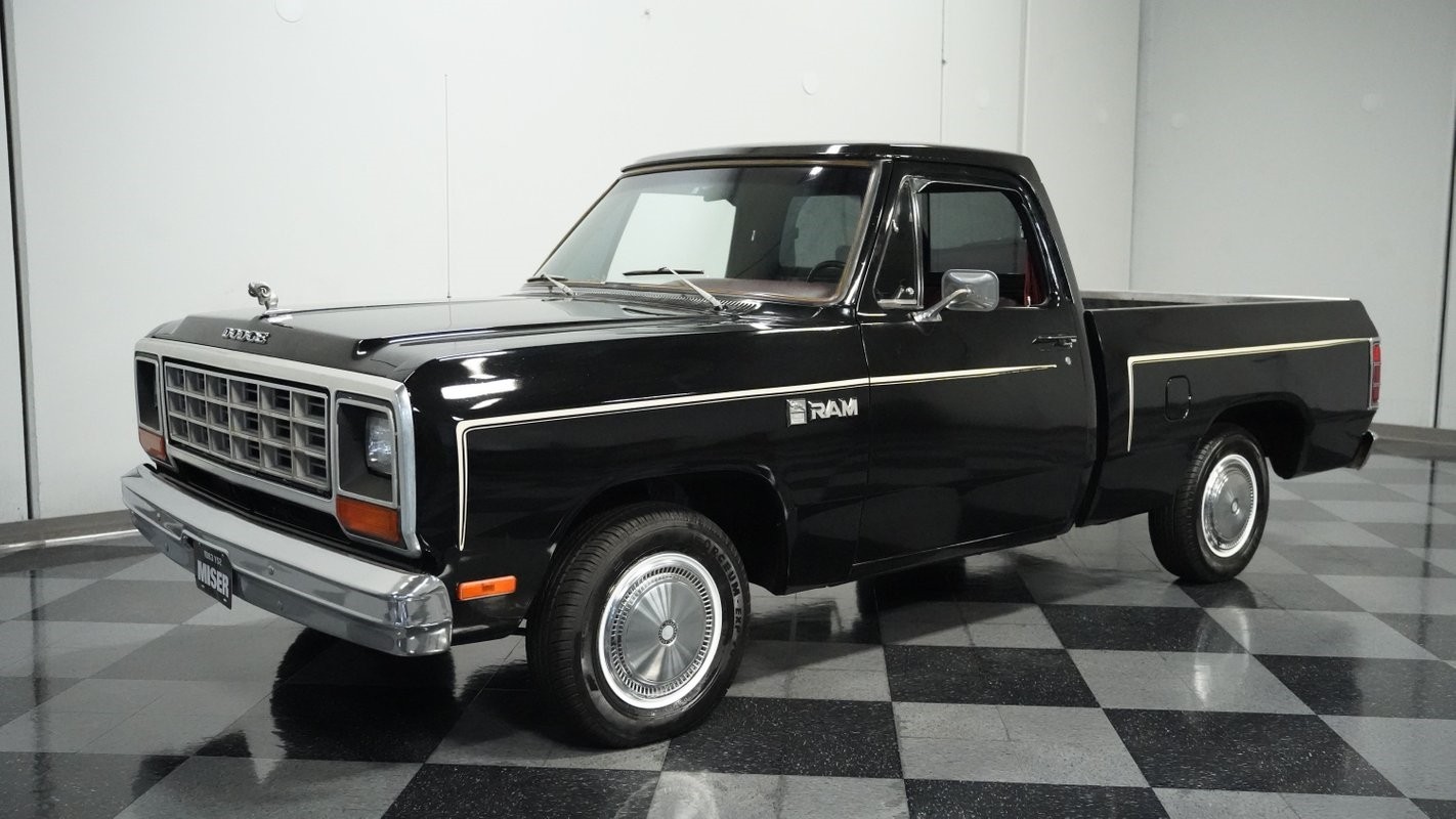 Dodge-Other-Pickups-1983-Pickup-Truck-6