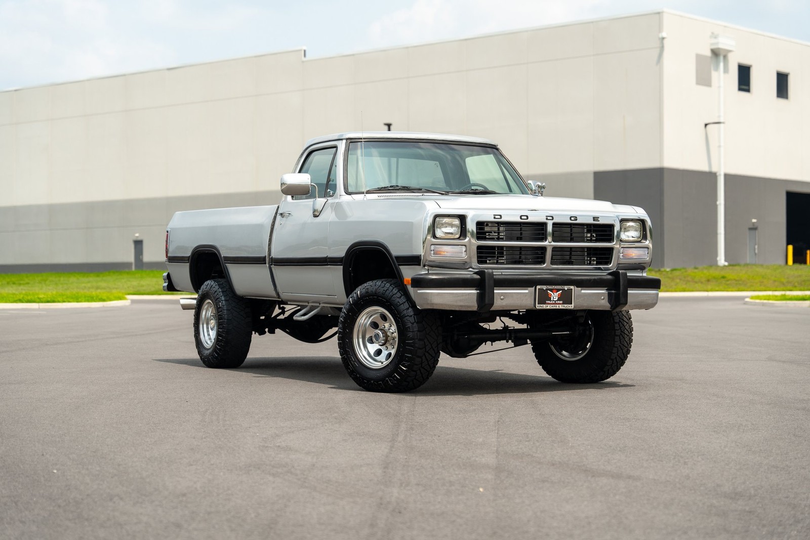 Dodge-Other-Pickups-1991-Pickup-Truck-1