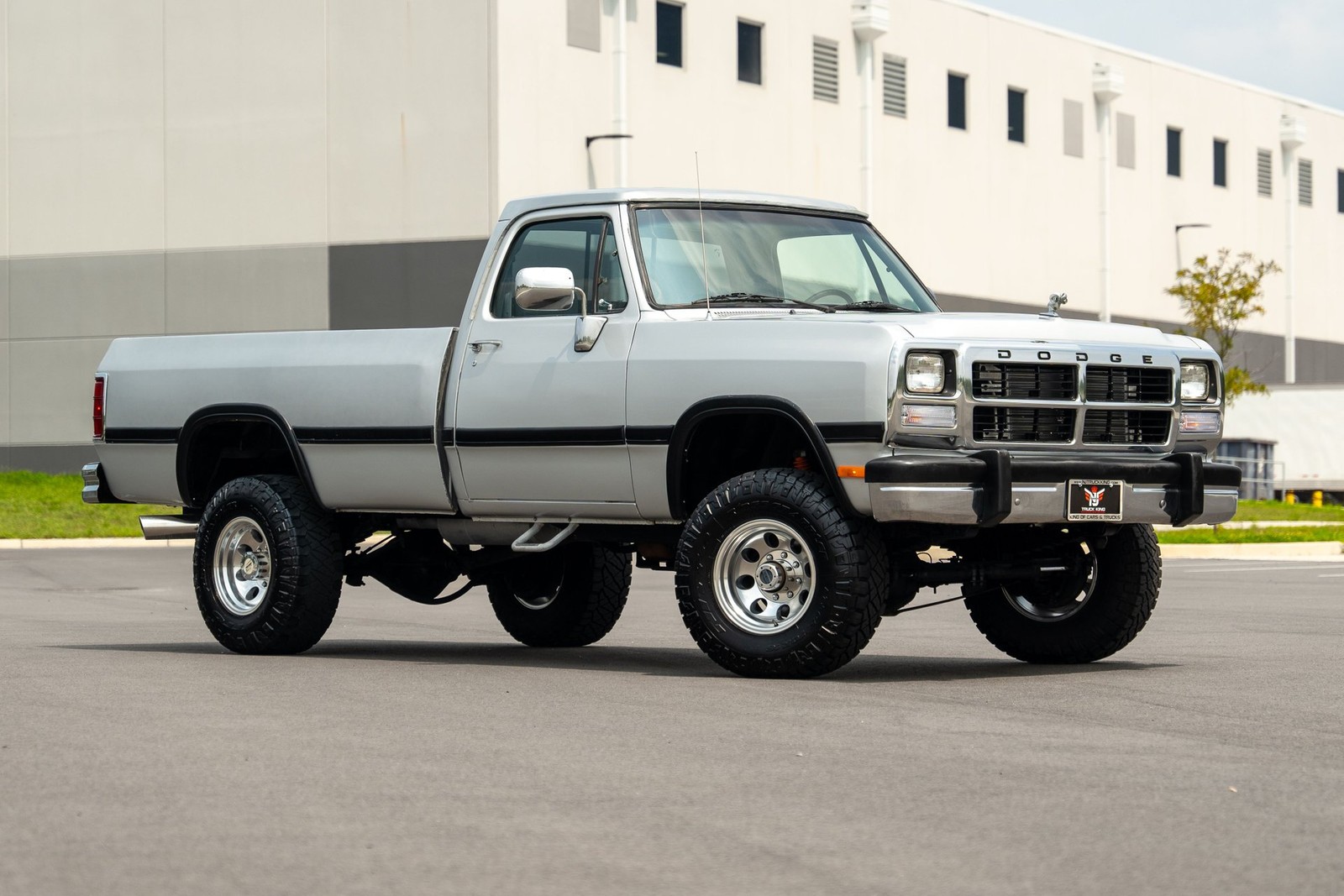 Dodge-Other-Pickups-1991-Pickup-Truck-2
