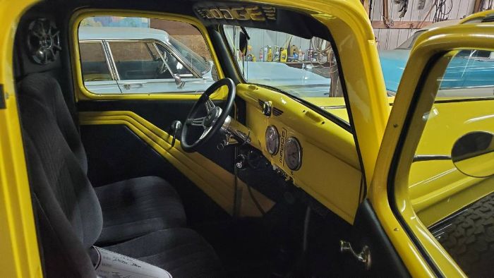 Dodge-Pickup-1938-Yellow-11