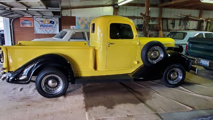Dodge-Pickup-1938-Yellow-5