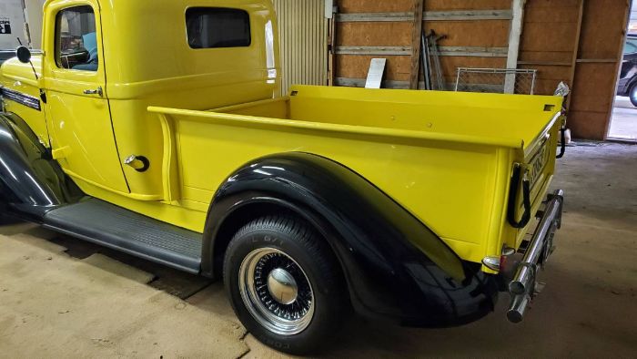 Dodge-Pickup-1938-Yellow-8
