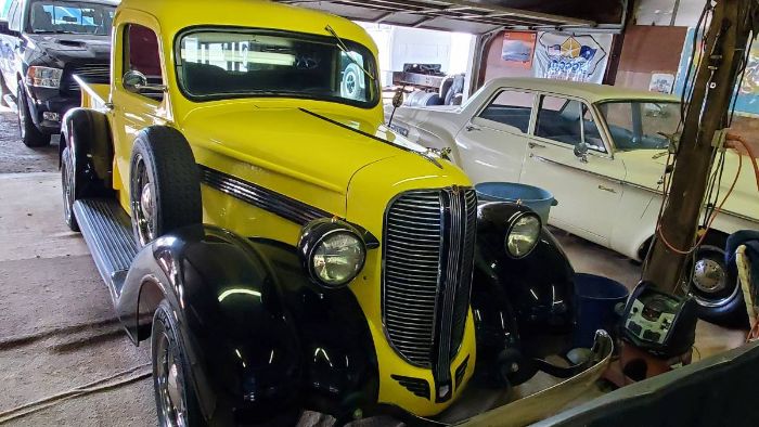 Dodge-Pickup-1938-Yellow-9