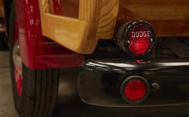 Dodge-Pickup-1949-Red-RedWood-2