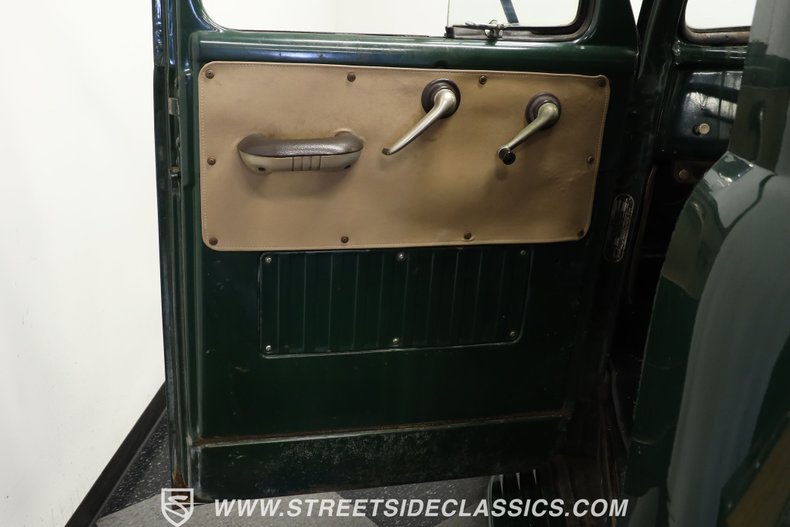 Dodge-Pickup-1952-Dark-Green-Brown-40